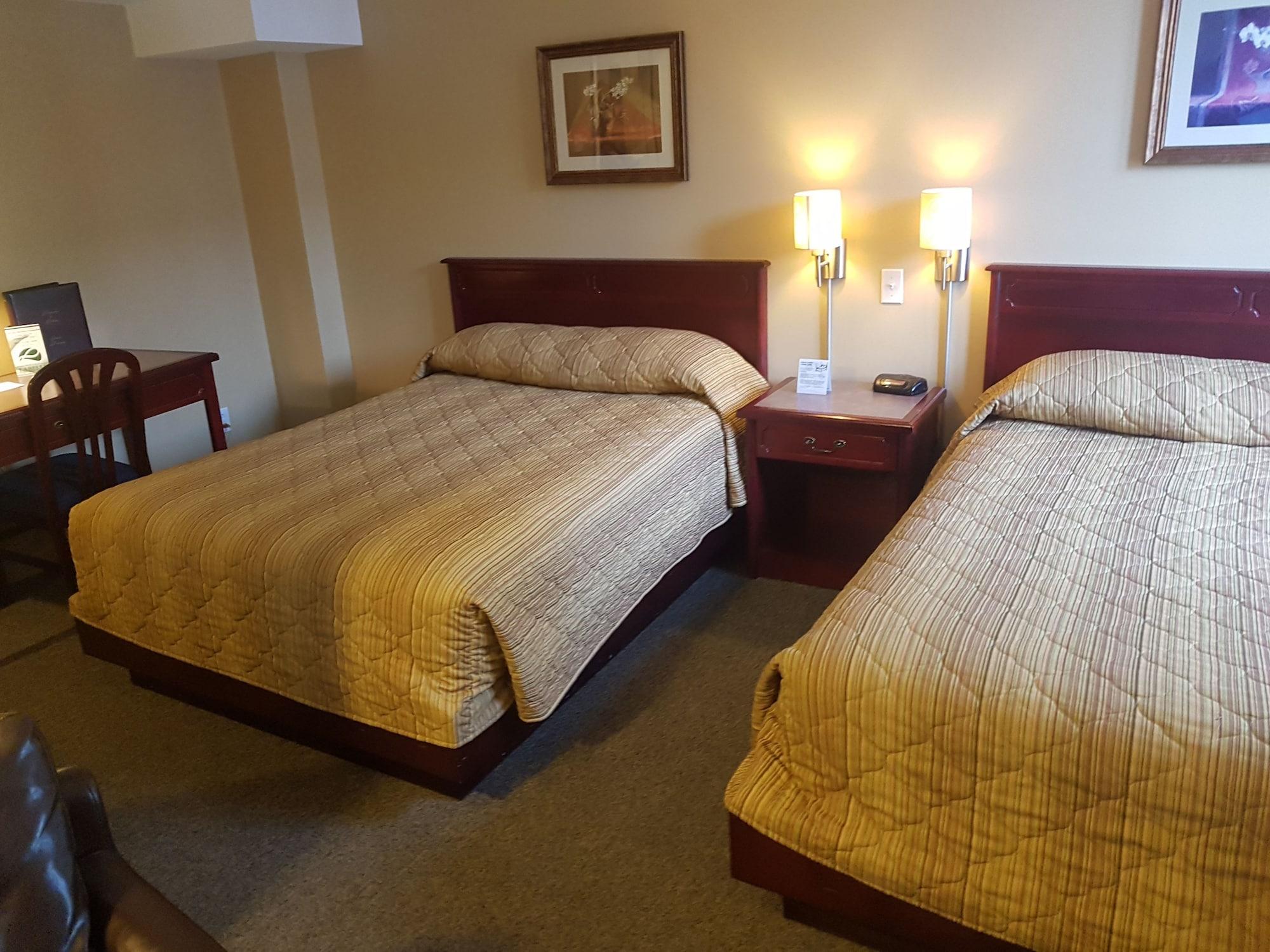 Les Labelle 3* Montréal