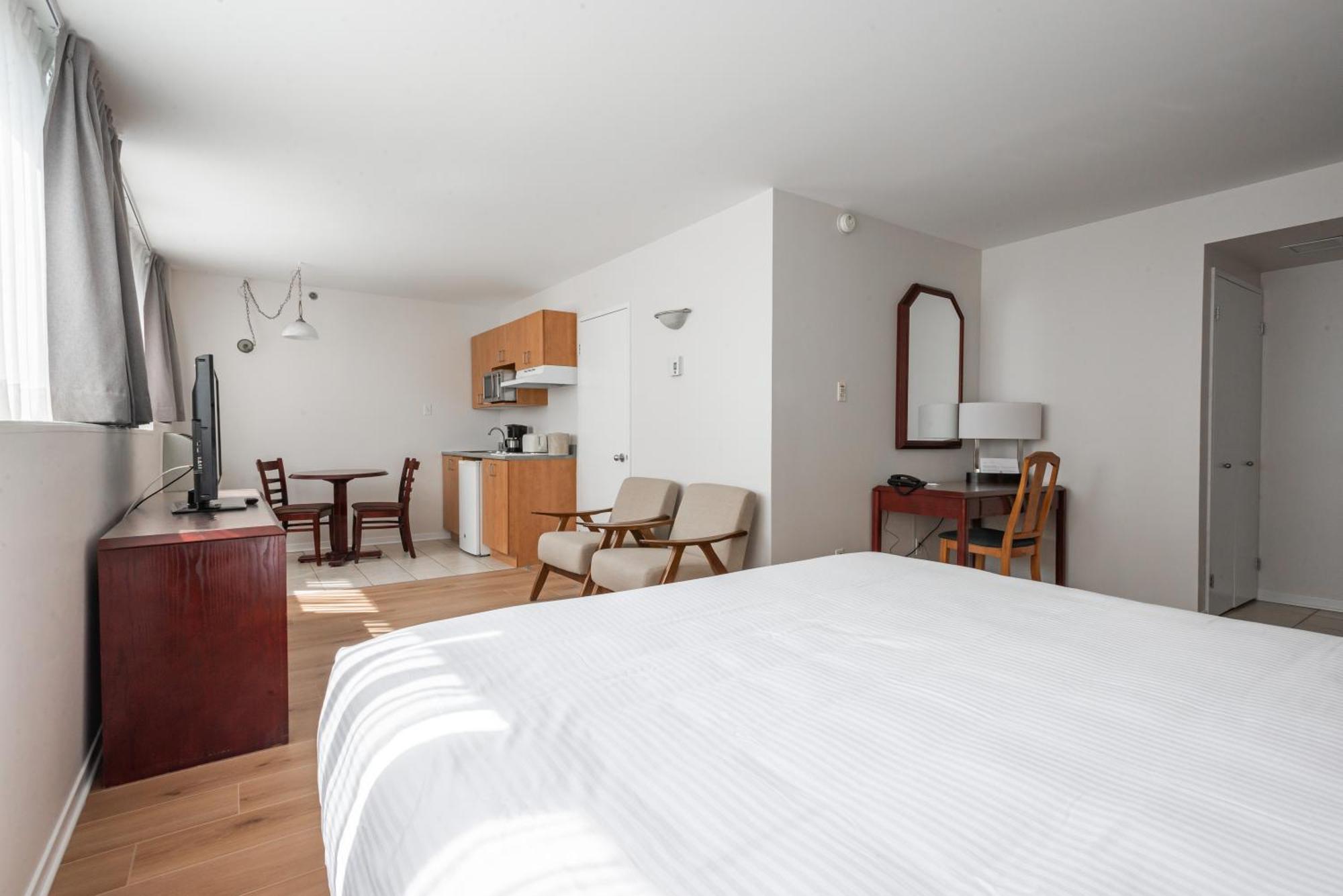 Les Labelle Hotel Montréal